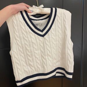 hollister v neck sweater vest